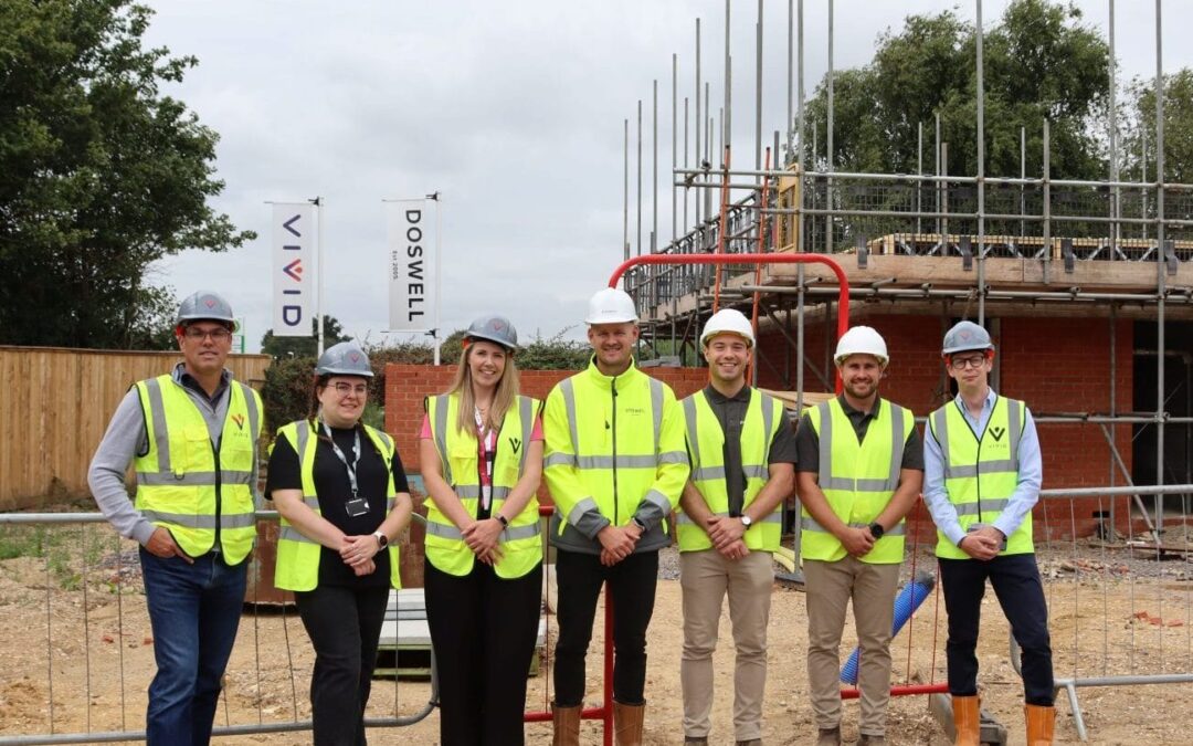 VIVID welcomes cabinet member to Coldharbour Farm development