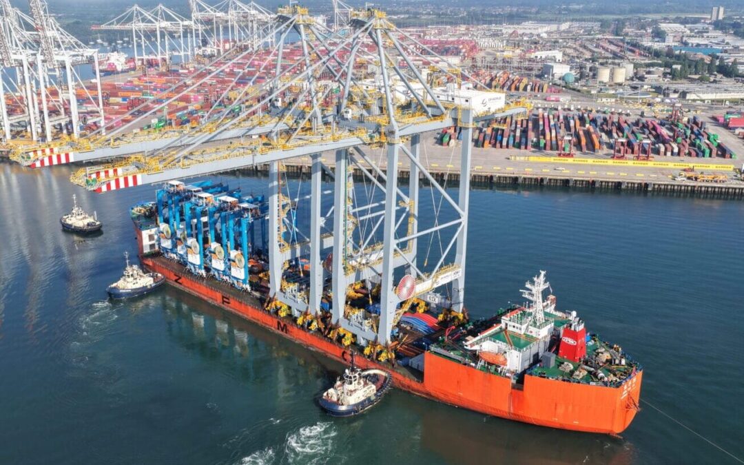 ABP Southampton marine excellence enables arrival of record beating cranes, further strengthening a key UK trade gateway